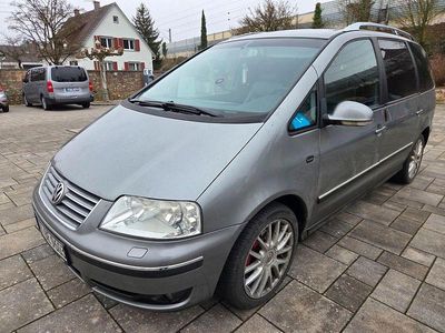 Grau Gebraucht 2005 VW Sharan Highline Van / Kleinbus | 3.200 € (Fairer Preis)