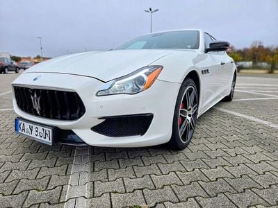 Maserati Quattroporte