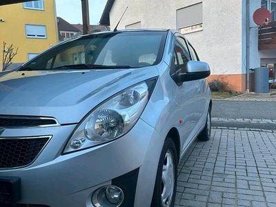 Grau Gebraucht 2010 Chevrolet Spark Kleinwagen | 1.999 € (Fairer Preis)