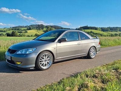 Second-hand Honda Civic ES 125 CP (91 kW) 2004 Gri Coupe
