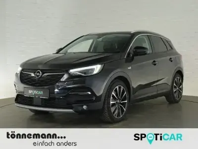 Second-hand Opel Grandland X Ultimate 300 CP (220 kW) 2020 Negru SUV