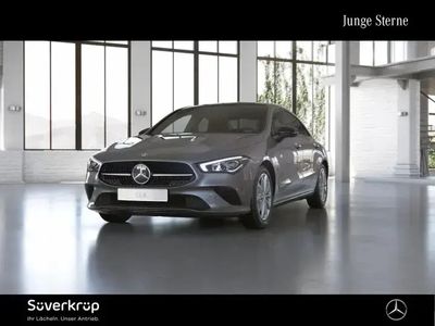 Mercedes CLA200