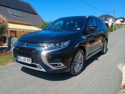 Mitsubishi Outlander P-HEV