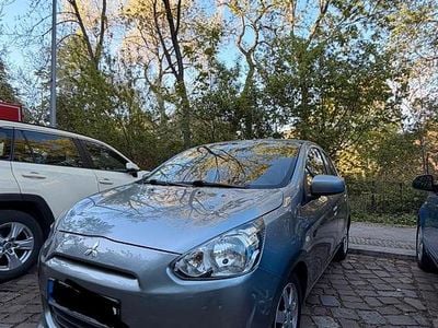 Gebraucht Mitsubishi Space Star 80 PS (58 kW) 2016 Grau Kleinwagen