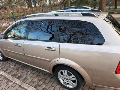 Gold Gebraucht 2007 Chevrolet Nubira Kombi | 2.800 €