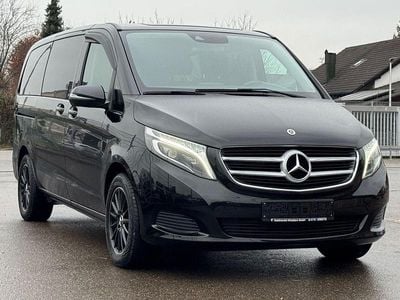 Mercedes V220
