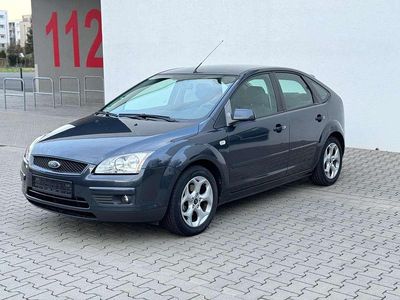 Gebraucht Ford Focus Ghia 125 PS (91 kW) 2007 Grau Limousine