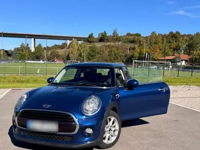 Begagnad Mini Cooper Pepper 136 HK (100 kW) 2018 Blå Halvkombi