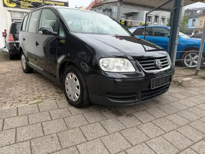 Gebraucht VW Touran 105 PS (77 kW) 2004 Schwarz Van / Kleinbus