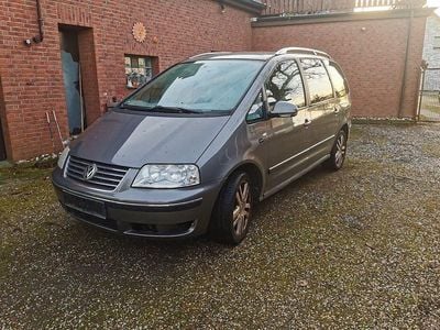 Grau Gebraucht 2006 VW Sharan Freestyle Van / Kleinbus | 2.500 € (Guter Preis)