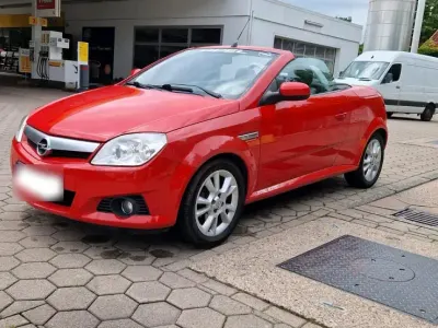 Gebraucht Opel Tigra 90 PS (66 kW) 2006 Rot Cabrio