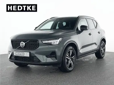 Używany Volvo XC40 Ultra 163 KM (119 kW) 2025 Biały SUV