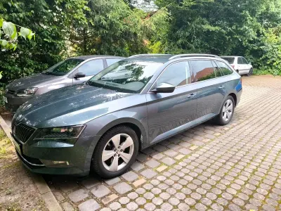 Gebraucht Skoda Superb 190 PS (139 kW) 2019 Grau Kombi