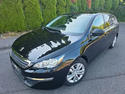 Gebraucht Peugeot 308 120 PS (88 kW) 2015 Schwarz Kombi