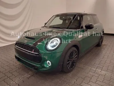 Gebraucht Mini John Cooper Works 192 PS (141 kW) 2020 Grün Kleinwagen
