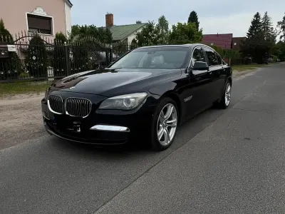 Gebraucht BMW 740 M Sport 306 PS (225 kW) 2012 Schwarz Limousine