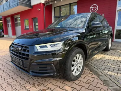 Używany Audi Q5 S-Line 190 KM (139 kW) 2019 Czarny SUV