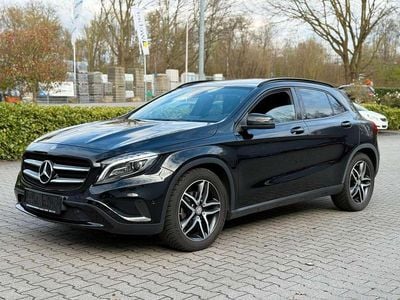 Gebraucht Mercedes GLA200 Night 156 PS (114 kW) 2014 Schwarz SUV