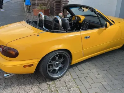 Gebraucht Mazda MX5 116 PS (85 kW) 1990 Gelb Cabrio