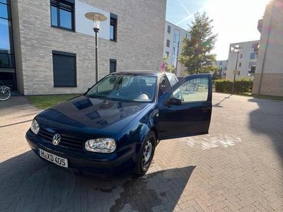 VW Golf IV