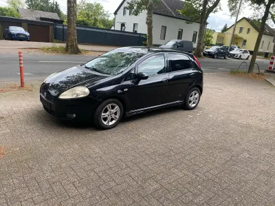 Gebraucht Fiat Punto Sport 95 PS (69 kW) 2008 Schwarz Kleinwagen