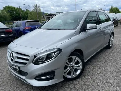 Gebraucht Mercedes B200 136 PS (100 kW) 2018 Silber Van / Kleinbus