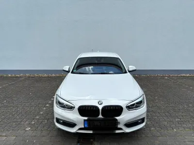 Gebraucht BMW 120 Advantage 184 PS (135 kW) 2018 Weiß Kleinwagen