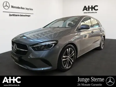 Gebraucht Mercedes B200 Progressive 163 PS (119 kW) 2025 Grau Kleinwagen