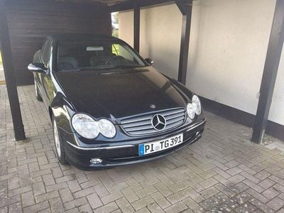 Gebraucht Mercedes CLK240 Elegance 170 PS (125 kW) 2003 Schwarz Cabrio
