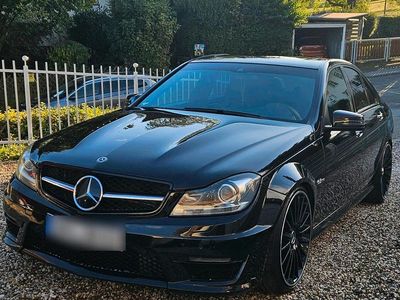 Mercedes C63 AMG