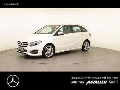 Gebraucht Mercedes B200 Urban 156 PS (114 kW) 2018 Zirrusweiß Van / Kleinbus