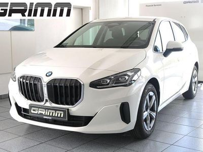 Weiß Gebraucht 2024 BMW 218 Van / Kleinbus | 28.800 € (Etwas zu teuer)