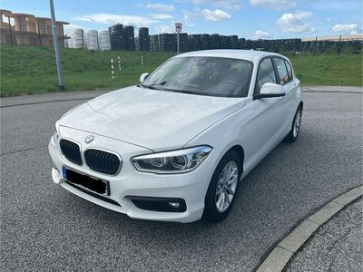gebraucht BMW 118 i - 5 Türer Navi, Sitzheizh., 8fach bereift
