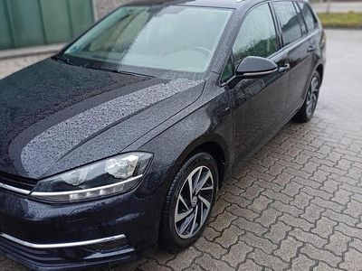 Gebraucht VW Golf VII Join 115 PS (84 kW) 2019 Schwarz Kombi