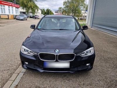 Gebraucht BMW 318 Luxury Line 143 PS (105 kW) 2014 Schwarz Kombi
