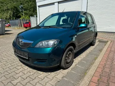 Gebraucht Mazda 2 Active 80 PS (58 kW) 2007 Grün Kleinwagen