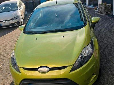 Usata Ford Fiesta 60 CV (44 kW) 2009 Verde Coupé