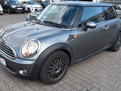 Gebraucht Mini Cooper 75 PS (55 kW) 2009 Grau Kleinwagen