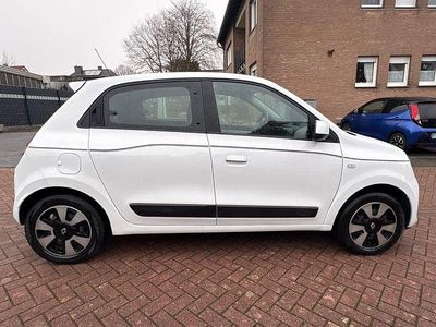 Second-hand Renault Twingo 71 CP (52 kW) 2016 Alb Hatchback