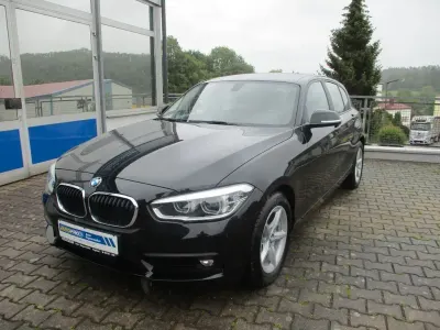 Gebraucht BMW 120 Advantage 184 PS (135 kW) 2018 Schwarz Kleinwagen