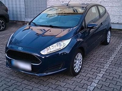 Gebraucht Ford Fiesta 75 PS (55 kW) 2016 Blau Kleinwagen