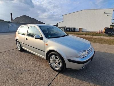 Gebraucht VW Golf IV 105 PS (77 kW) 2001 Silber Limousine
