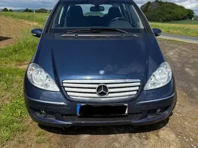 Gebraucht Mercedes A180 Elegance 109 PS (80 kW) 2006 Blau Van / Kleinbus