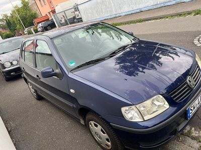 VW Polo