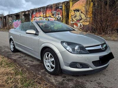 Brugt Opel Astra Cabriolet 140 HK (102 kW) 2008 Grå Cabriolet