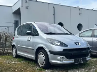 Occasion Peugeot 1007 Premium 109 PK (80 kW) 2008 Grijs MPV