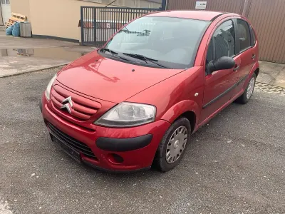 Używany Citroën C3 60 KM (44 kW) 2008 Czerwony Minivan