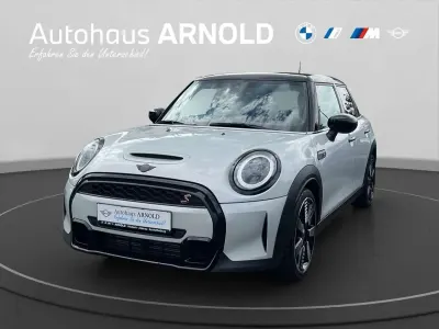 Używany Mini Cooper S 178 KM (130 kW) 2023 Biały Hatchback