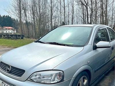 Usata Opel Astra 90 CV (66 kW) 2002 Andere farben Coupé