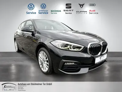 Gebraucht BMW 120 Advantage 190 PS (139 kW) 2023 Schwarz Kleinwagen